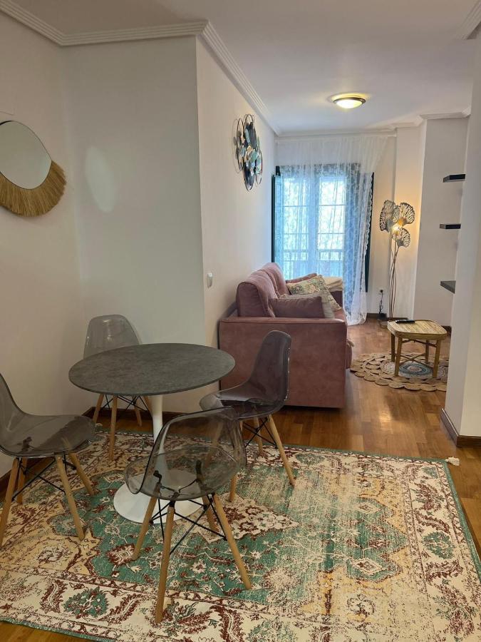 Apartamentos El Escudo Centro ريباذيسييّا المظهر الخارجي الصورة