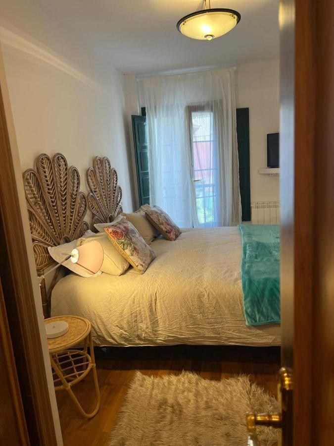 Apartamentos El Escudo Centro ريباذيسييّا المظهر الخارجي الصورة
