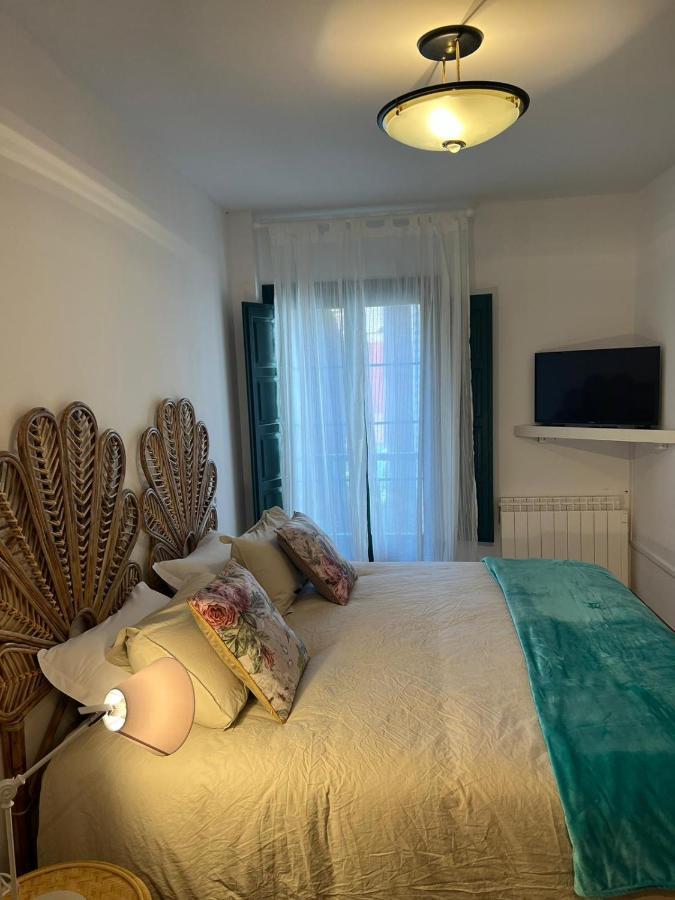 Apartamentos El Escudo Centro ريباذيسييّا المظهر الخارجي الصورة