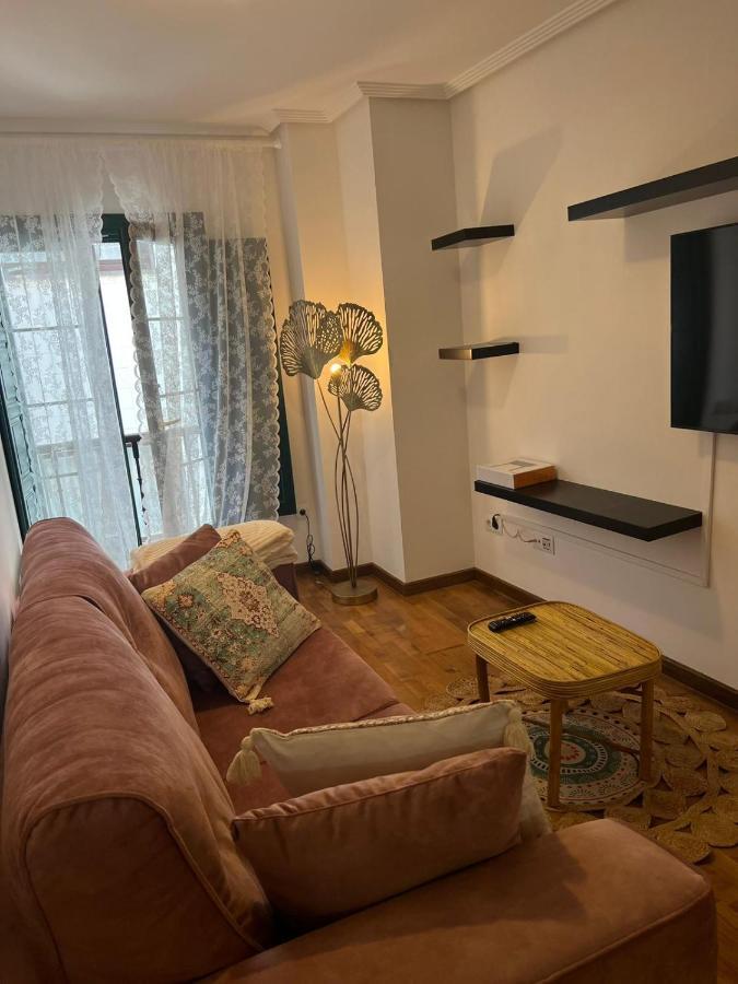 Apartamentos El Escudo Centro ريباذيسييّا المظهر الخارجي الصورة