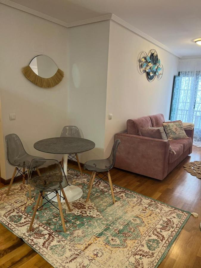Apartamentos El Escudo Centro ريباذيسييّا المظهر الخارجي الصورة